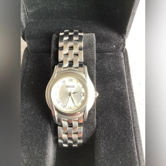 Ladies GUCCI stainless steel watch💖 - Picture 13 of 13